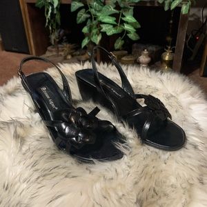 Very nice Sandals by Etienne Aigner !!